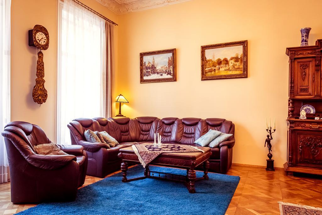 Apartment Vodickova 11 Прага Екстериор снимка